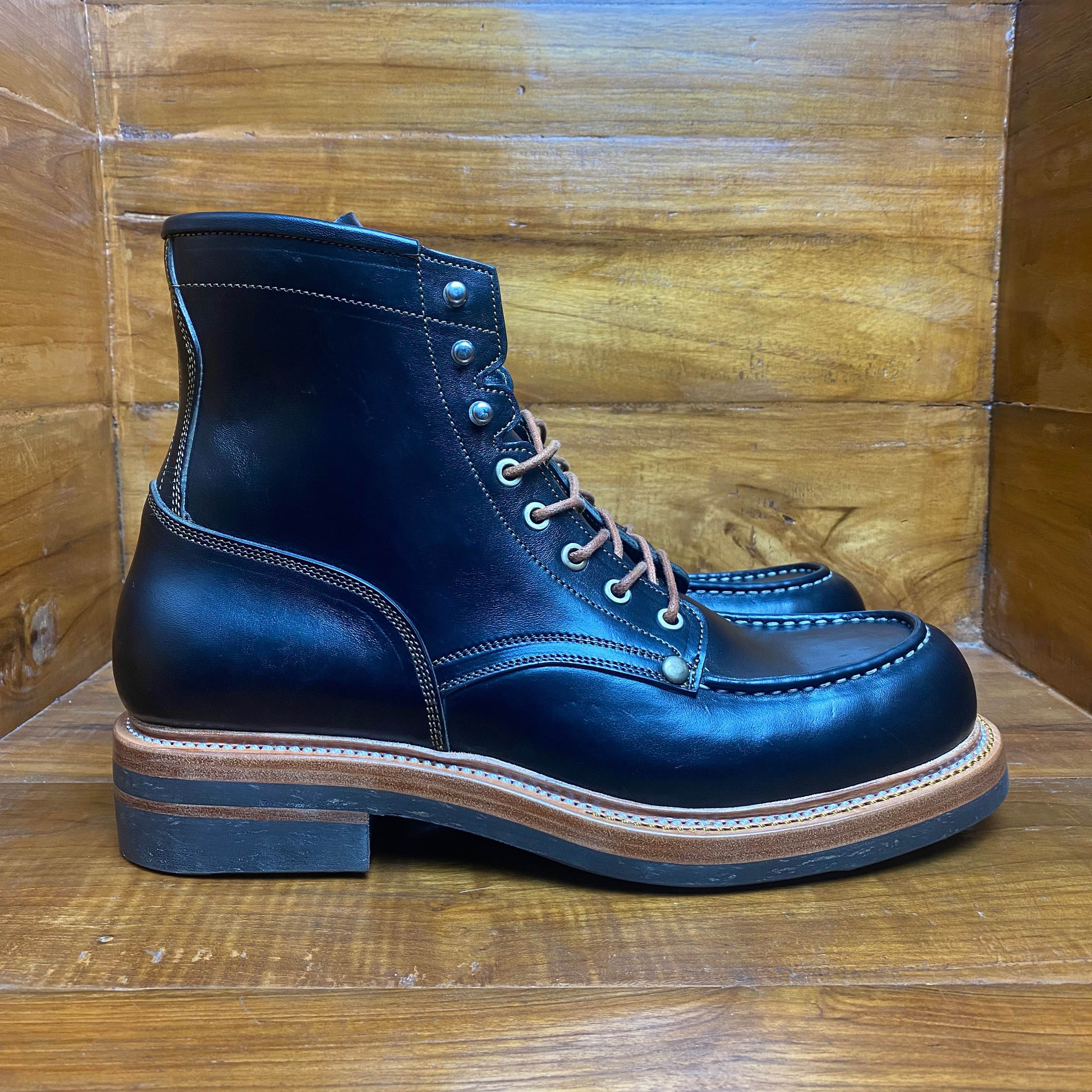 Prof. Barnets "Smith V2" Moc Toe Boots
